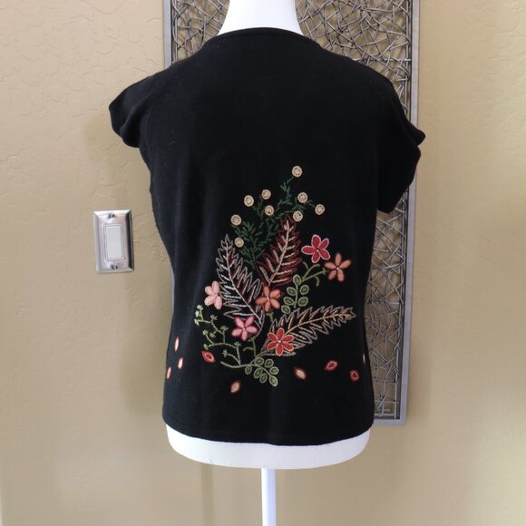 J. Jill Black Embroidered Folk Floral Embellishment Button Up Cardigan - Picture 4 of 4